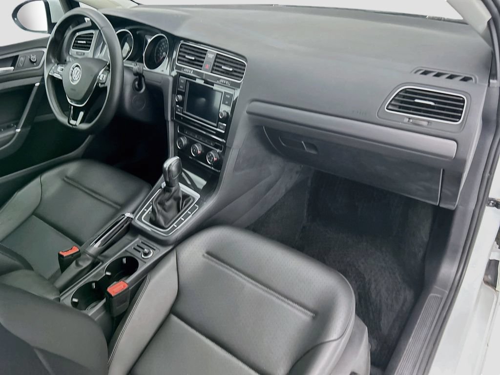 Used 2020 Volkswagen Golf 4-Door FWD image 15