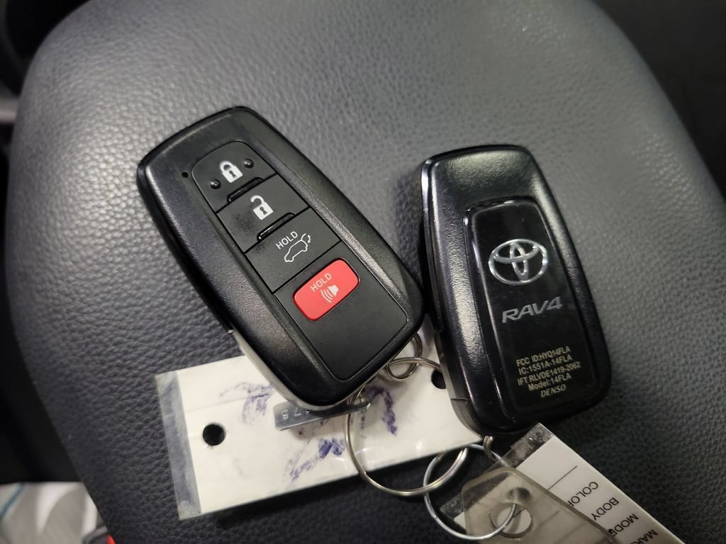 Used 2024 Toyota RAV4 XLE w/ Convenience Package AWD/4WD image 22