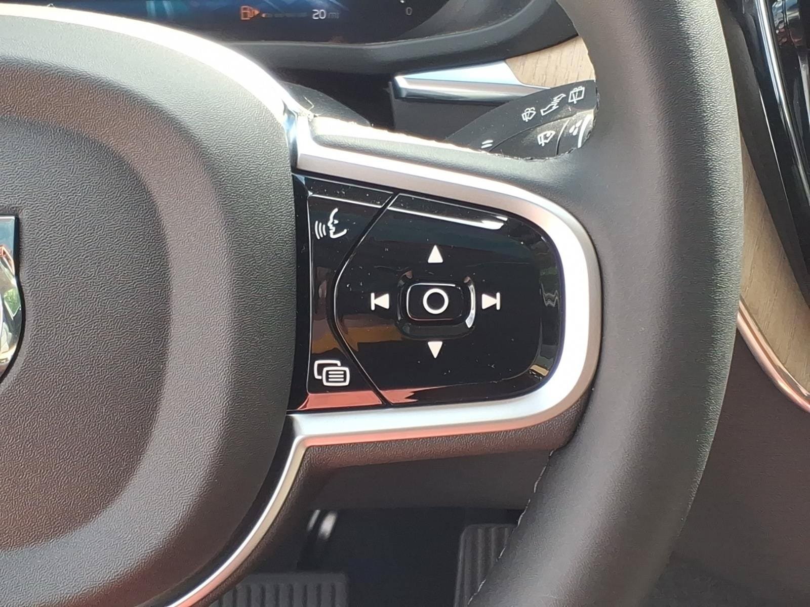 New 2026 Volvo XC60 T8 Plus w/ Climate Package AWD/4WD image 20