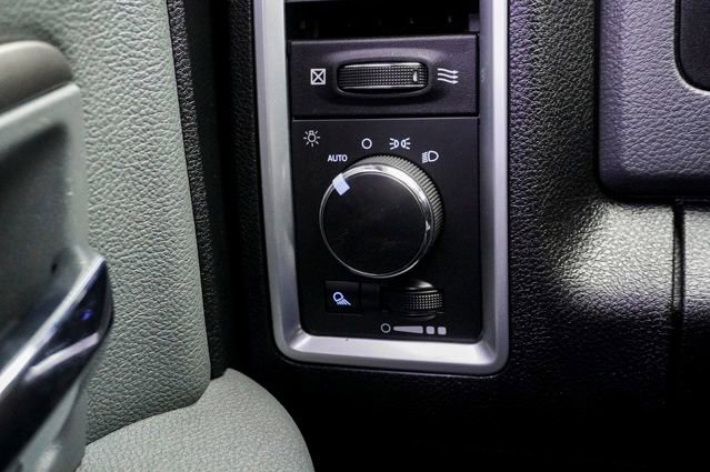 Used 2017 RAM 1500 Classic SLT image 21