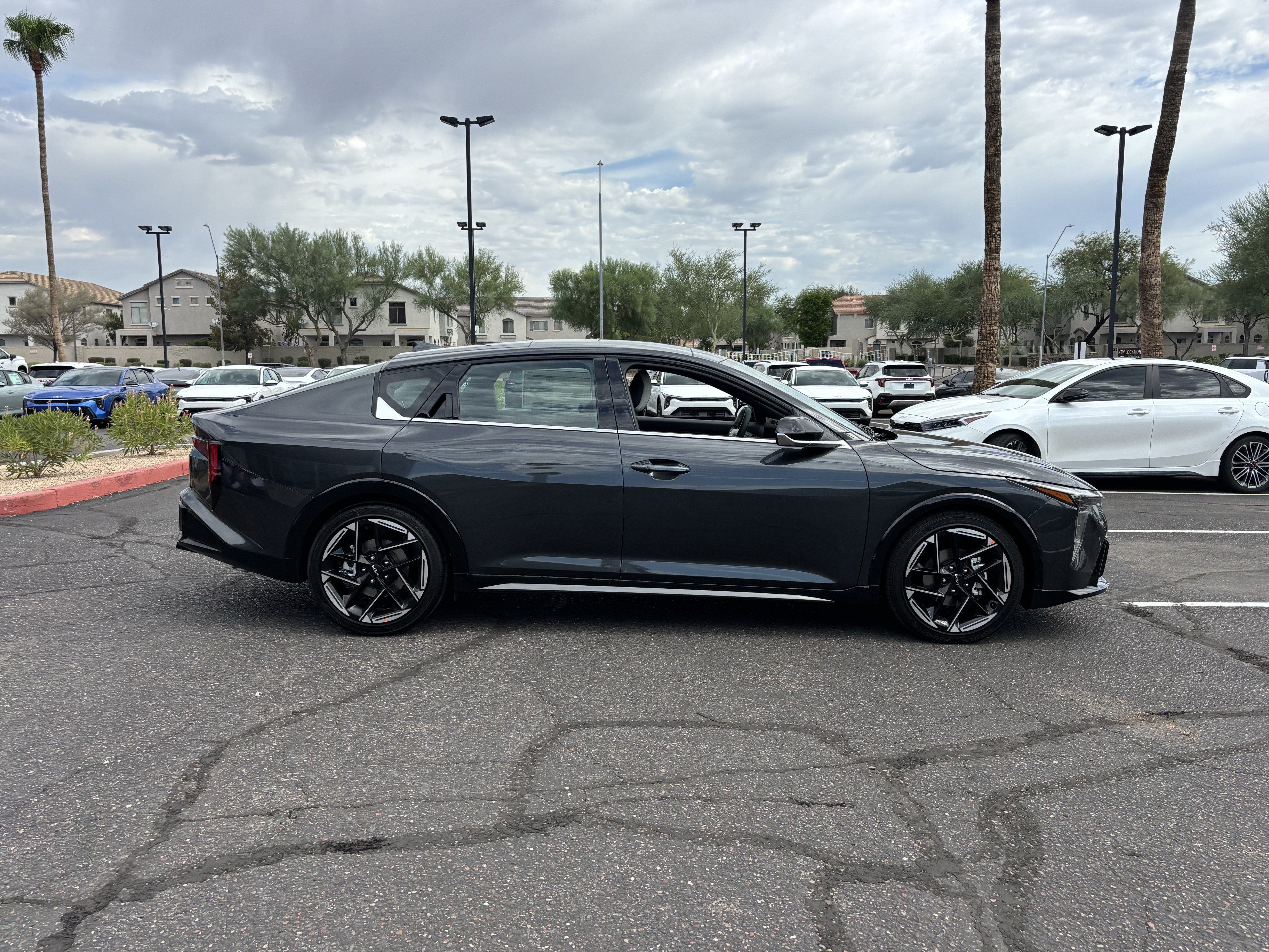 New 2026 Kia K4 GT-Line w/ GT-Line Sunroof Package FWD image 2