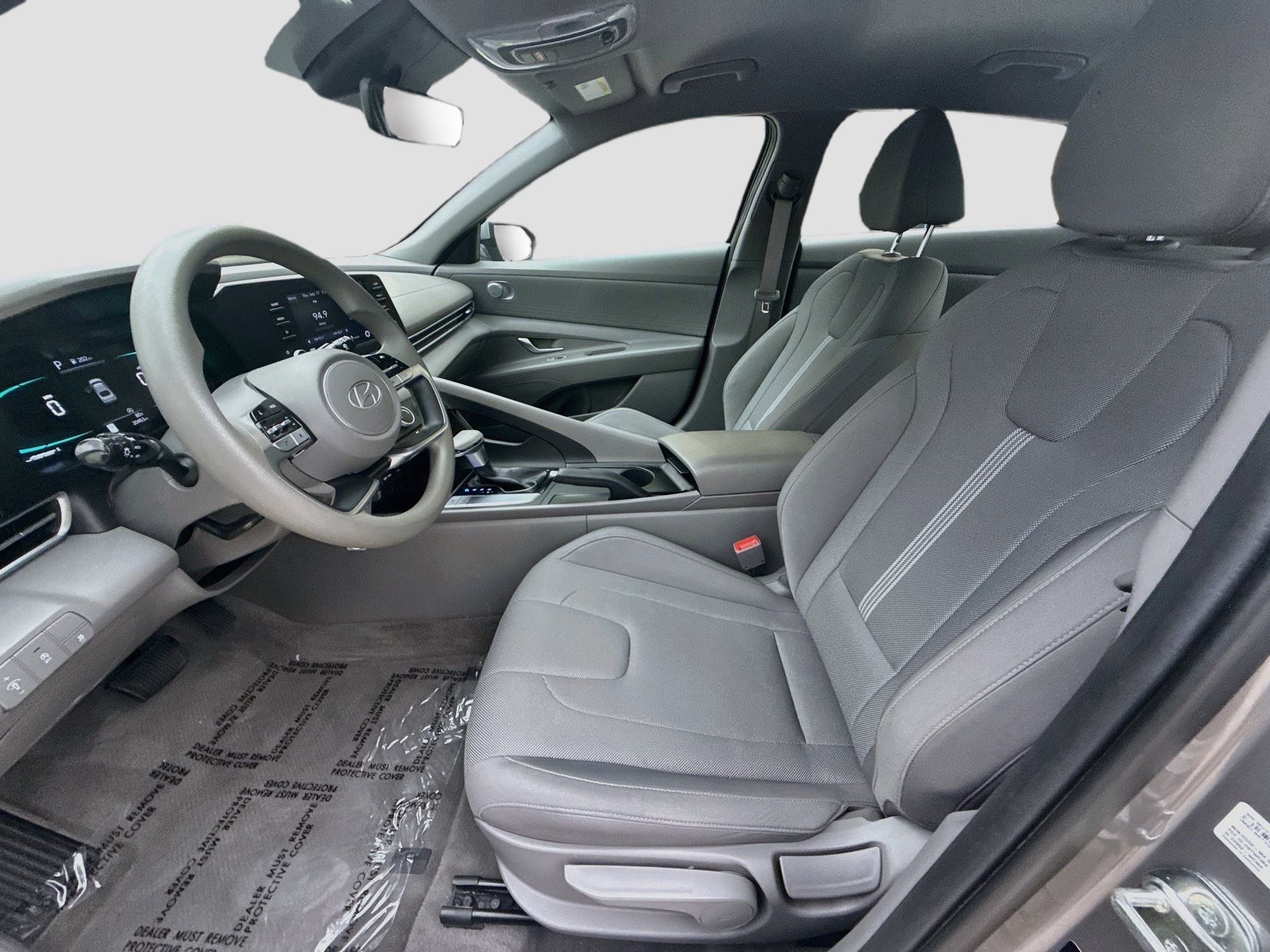 Used 2024 Hyundai Elantra SE FWD image 18