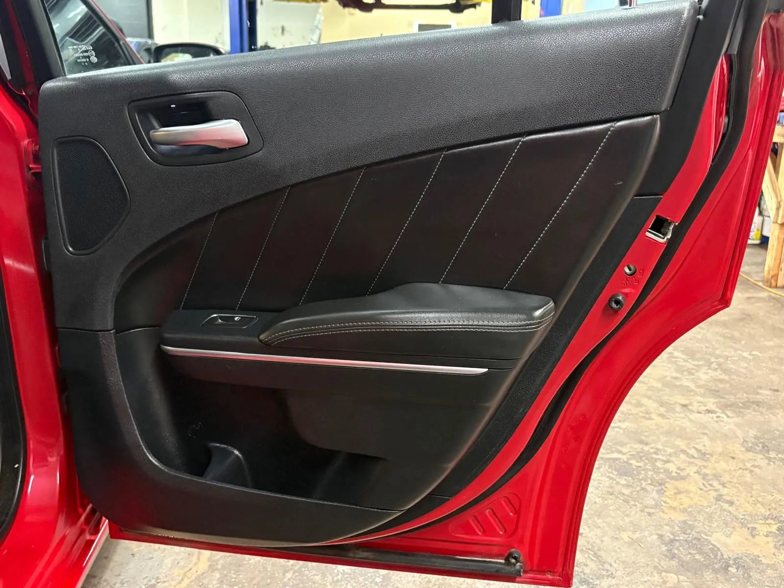 Used 2015 Dodge Charger R/T w/ Plus Group image 29