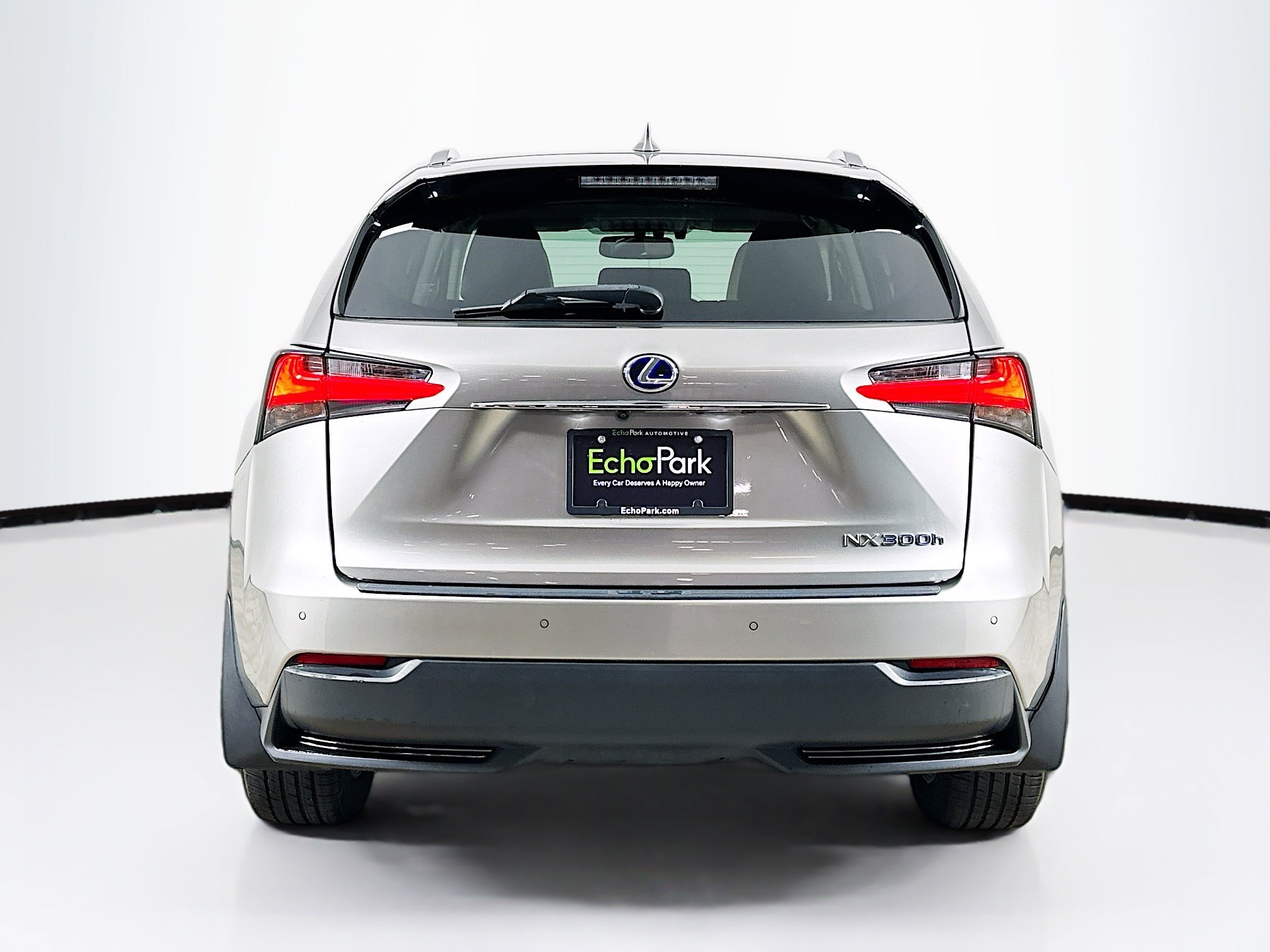 Used 2016 Lexus NX 300h AWD image 7