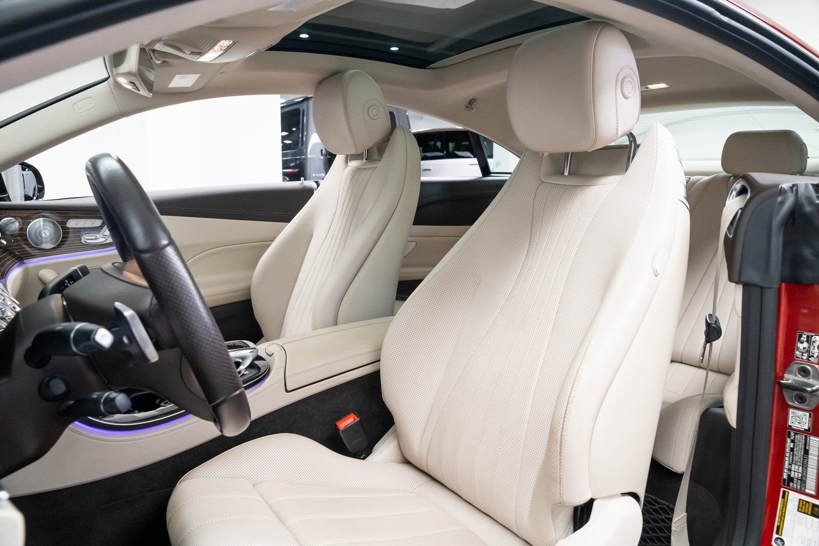 Used 2018 Mercedes-Benz E 400 E 400 image 18