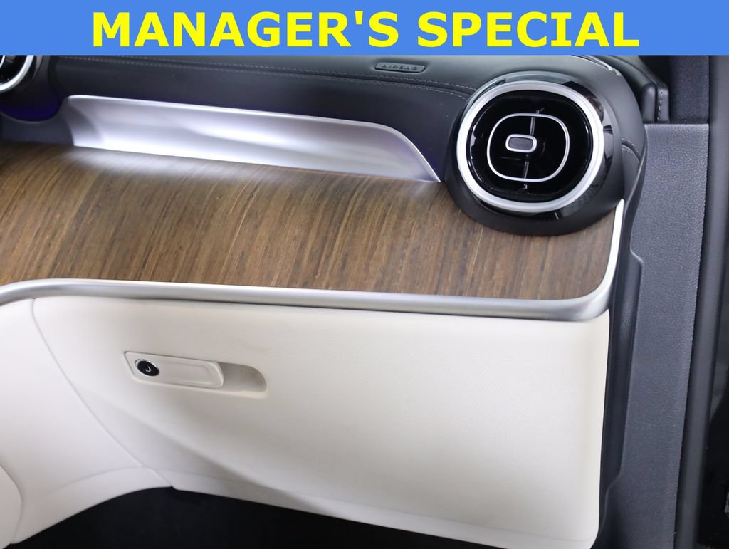 Certified 2024 Mercedes-Benz GLC 300 4MATIC image 44