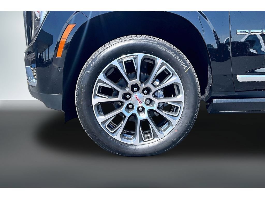 New 2026 GMC Yukon XL Denali w/ Denali Reserve Package AWD/4WD image 11