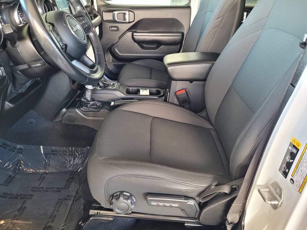 Used 2021 Jeep Wrangler Unlimited Sport AWD/4WD image 9
