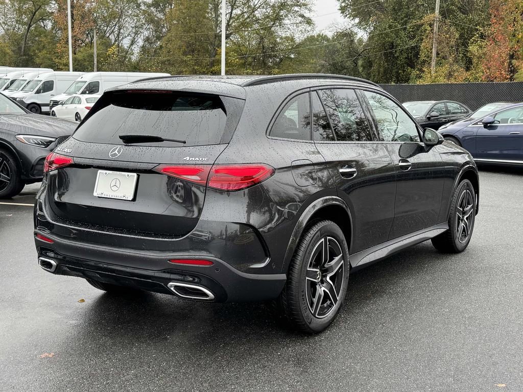 Certified 2025 Mercedes-Benz GLC 300 4MATIC image 8