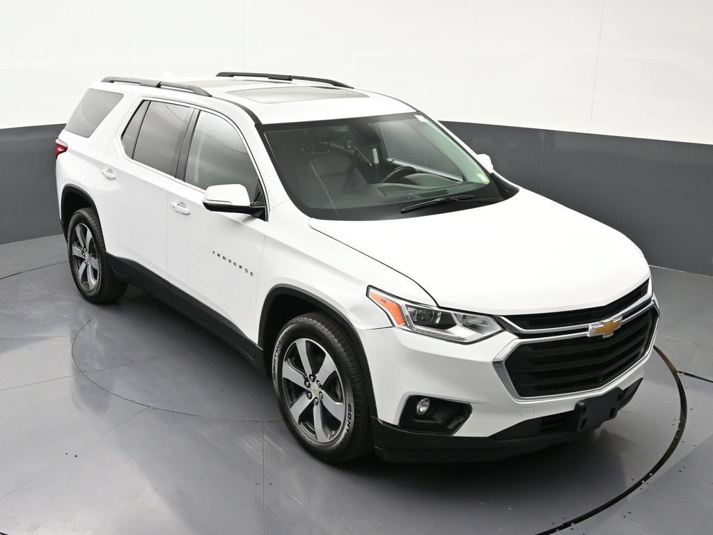 Certified 2020 Chevrolet Traverse LT w/ LT Premium Package AWD/4WD image 22
