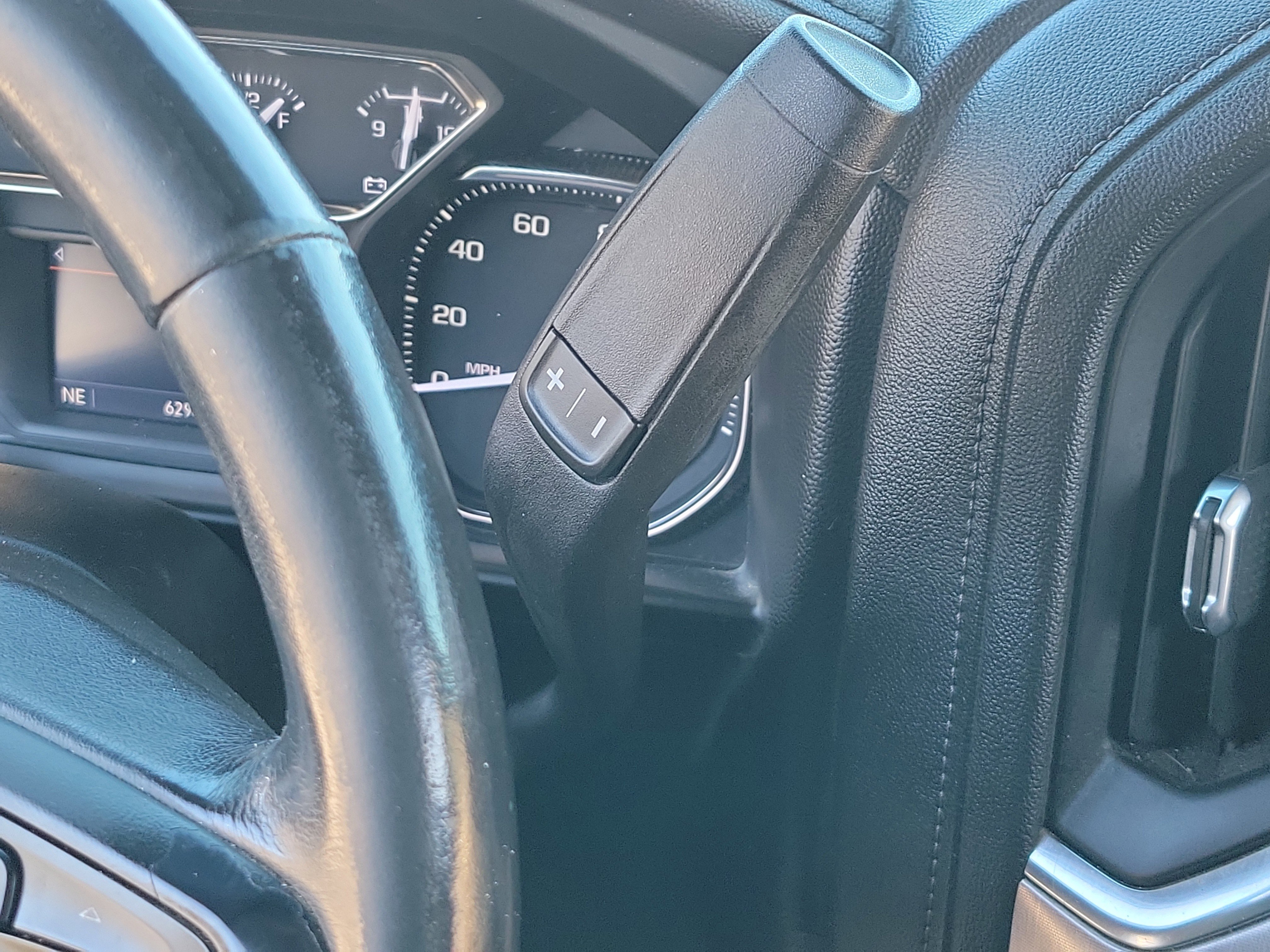 Used 2022 GMC Sierra 2500 SLE w/ SLE Value Package; image 24