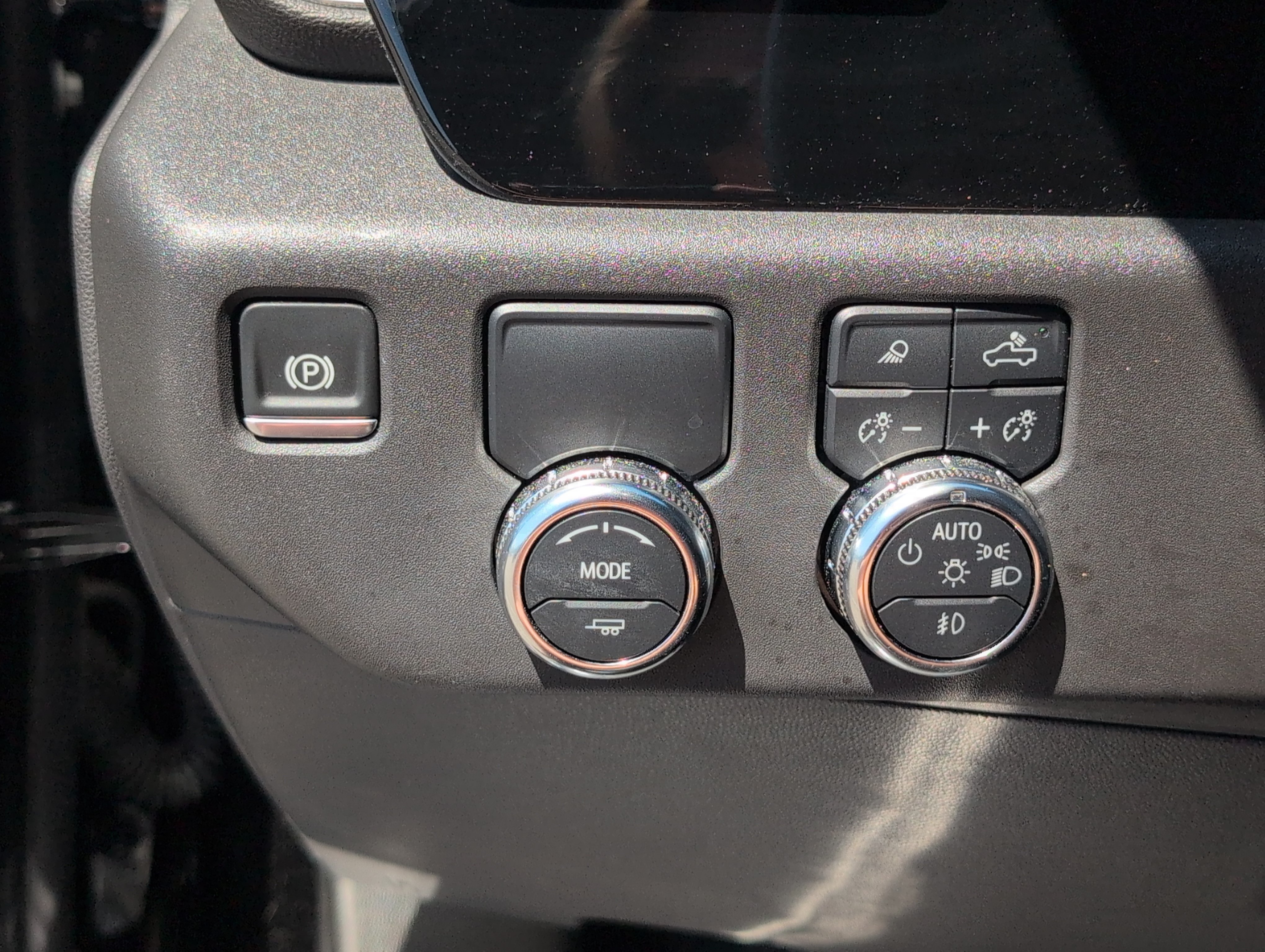 Used 2024 GMC Sierra 1500 SLT w/ SLT Premium Package RWD image 28