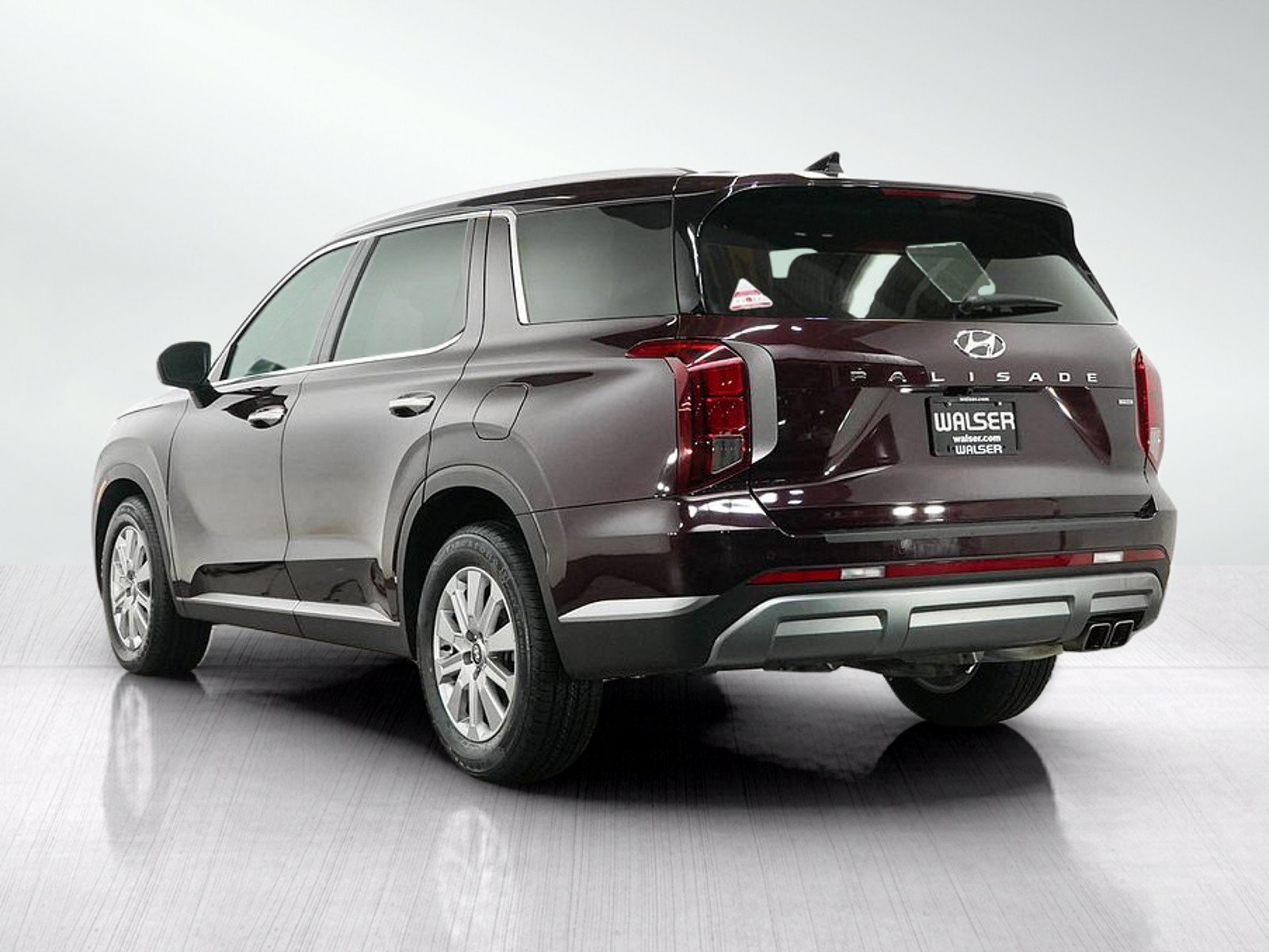 Used 2024 Hyundai Palisade SEL AWD/4WD image 3