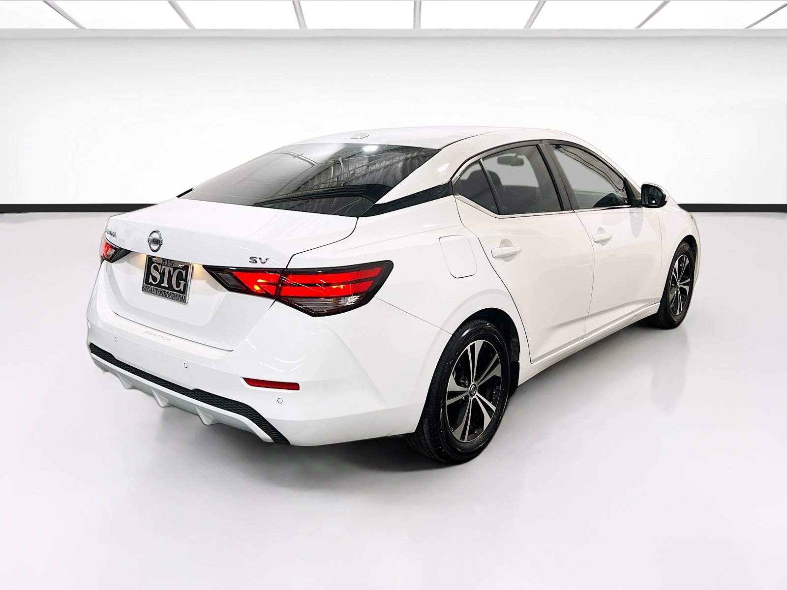 Used 2023 Nissan Sentra SV FWD image 4