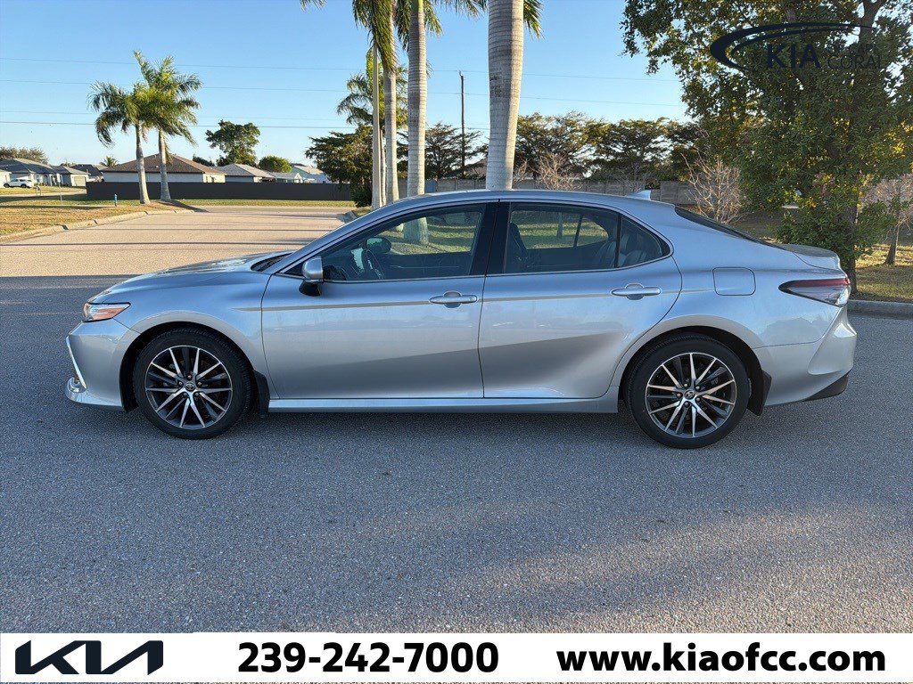 Used 2023 Toyota Camry XLE w/ Navigation Package image 6