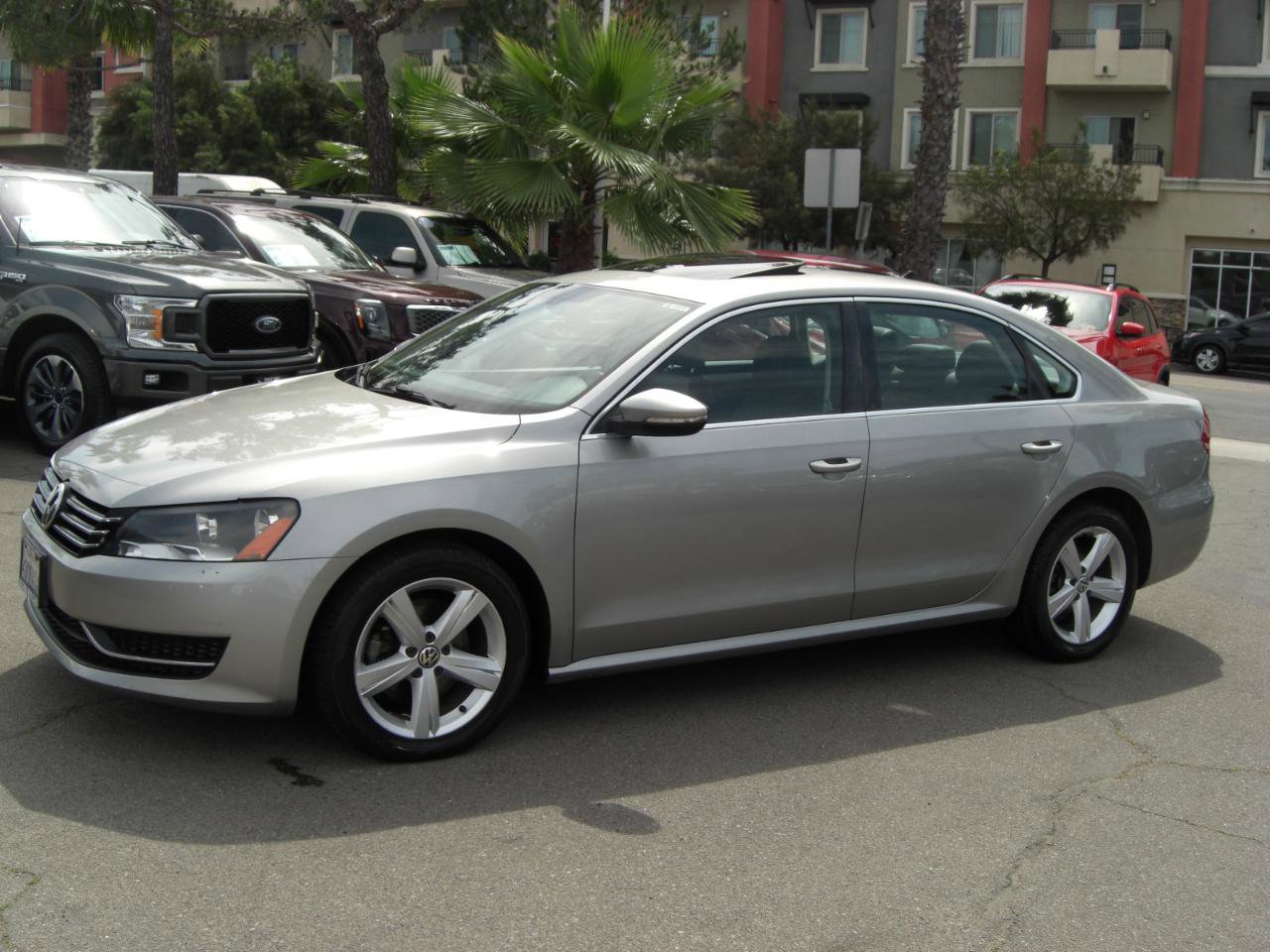 Used 2012 Volkswagen Passat 2.5 SE image 3