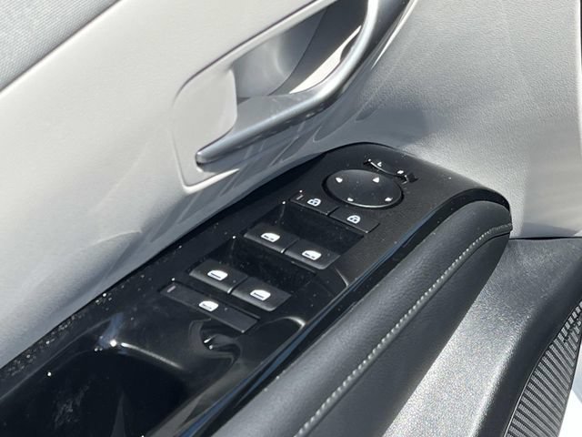 Certified 2026 Hyundai Tucson Limited FWD image 25