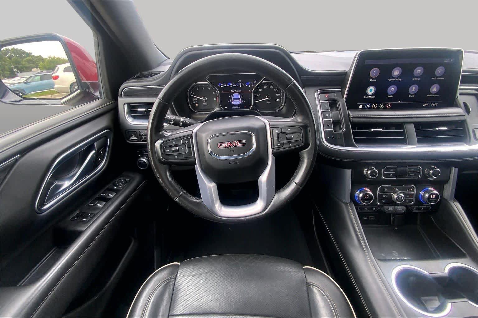 Used 2021 GMC Yukon XL SLT AWD/4WD image 6
