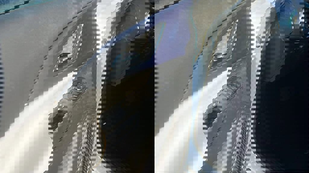 New 2026 Chevrolet Equinox EV LT image 11