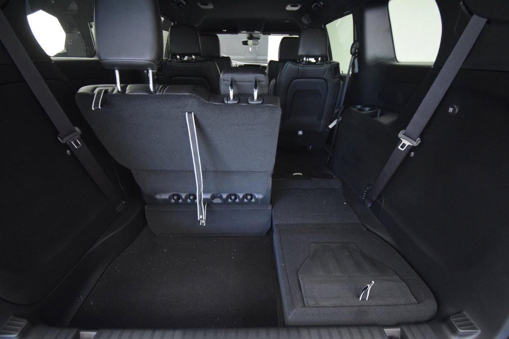 New 2027 Chrysler Pacifica LX FWD image 36