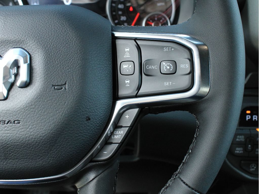 New 2026 RAM 1500 Laramie AWD/4WD image 17