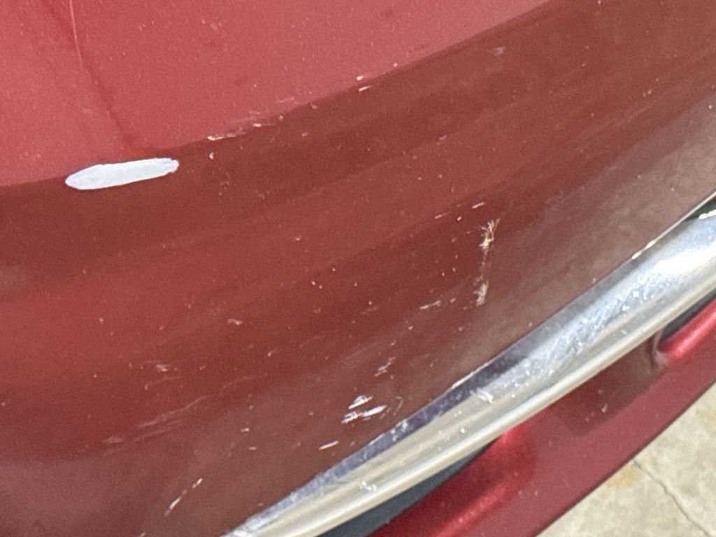 Used 2015 Chrysler Town & Country Touring image 38