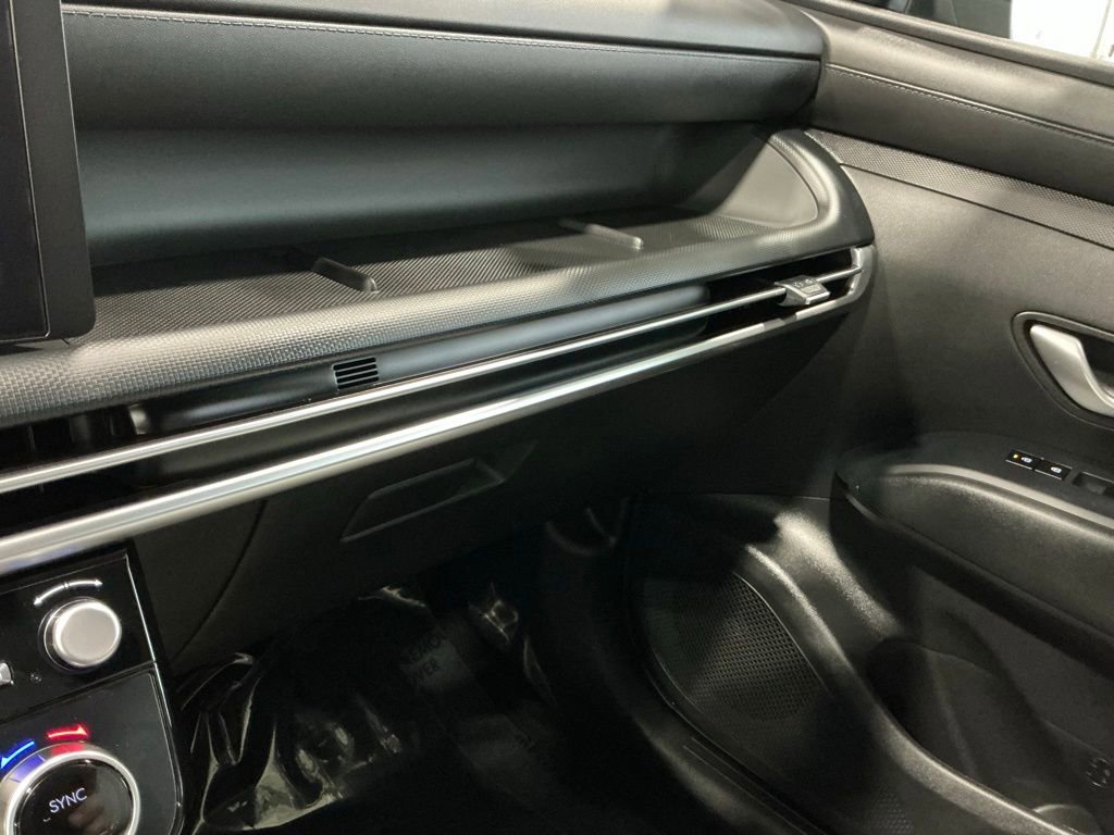 Used 2026 Hyundai Santa Cruz SEL image 42