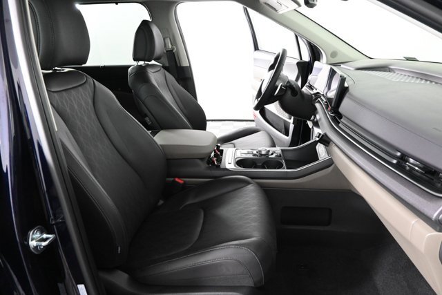 New 2026 Kia Carnival EX image 12