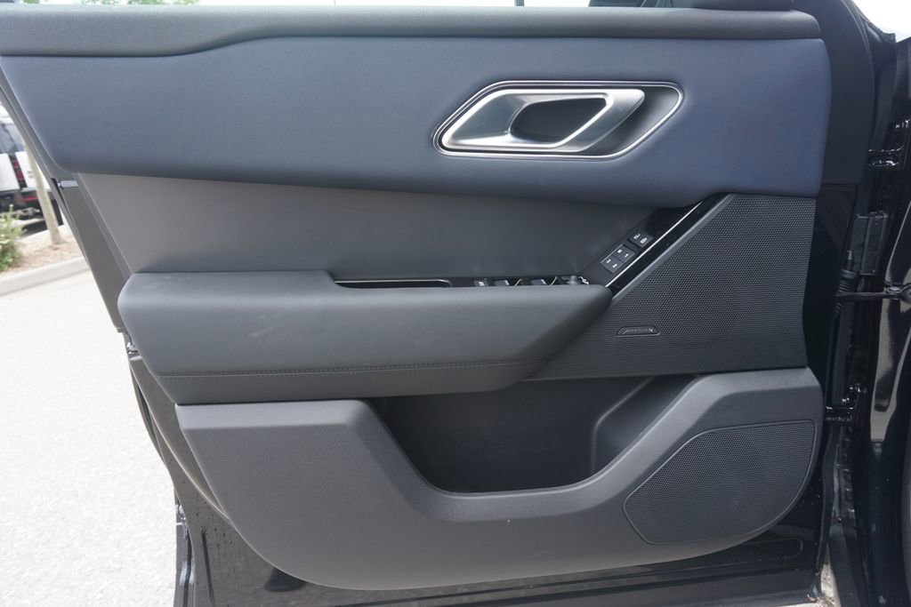 New 2026 Land Rover Range Rover Velar S image 17
