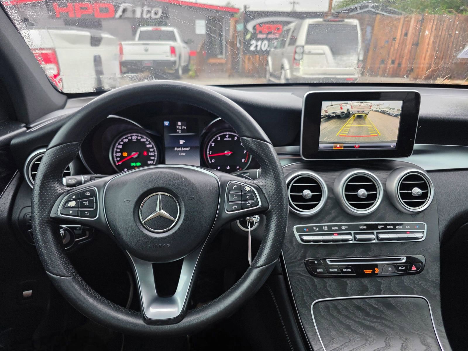 Used 2018 Mercedes-Benz GLC 300 image 28