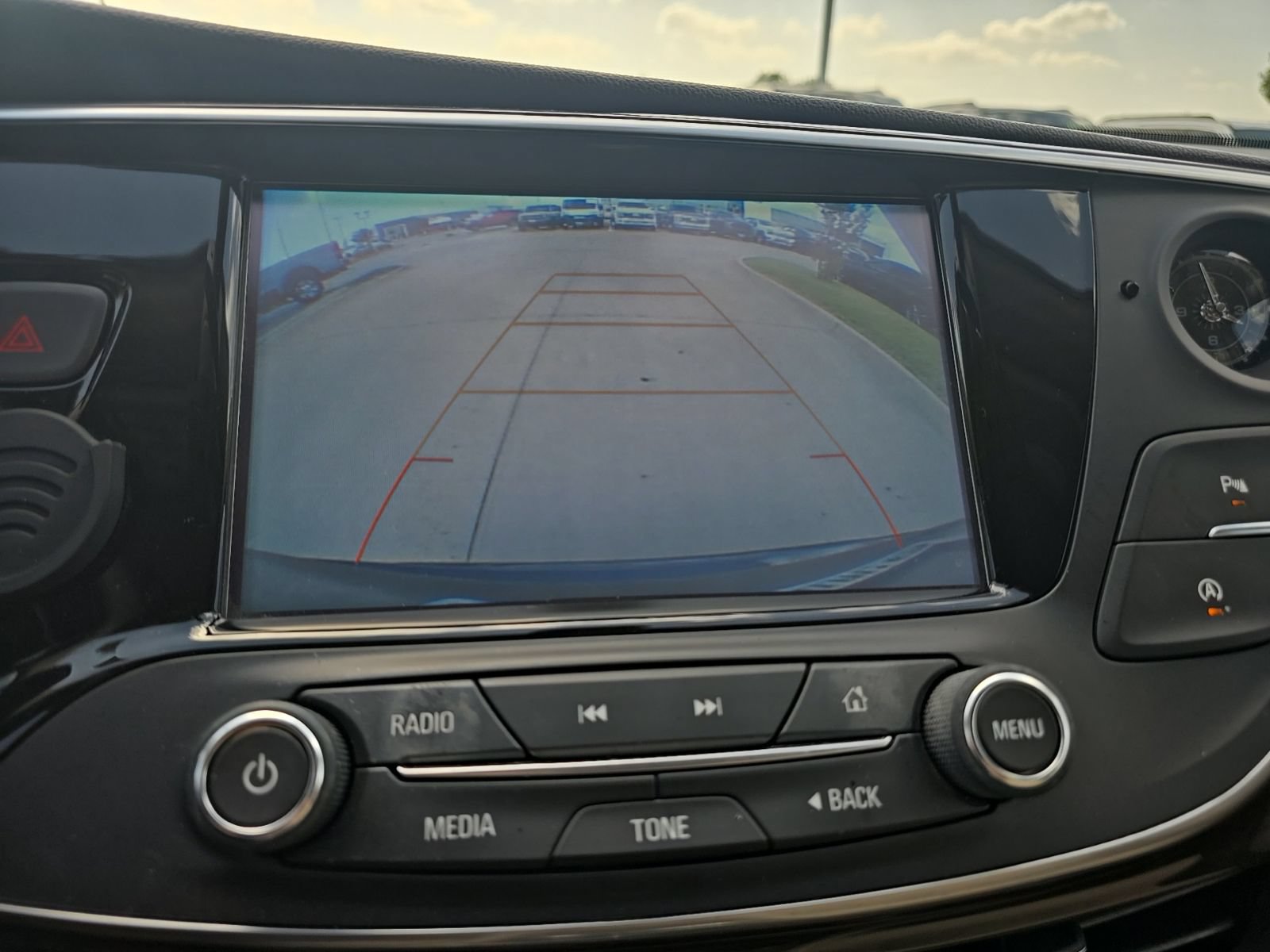 Used 2020 Buick Envision Preferred FWD image 20