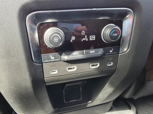 Used 2024 Chevrolet Tahoe High Country w/ Advanced Technology Package image 29