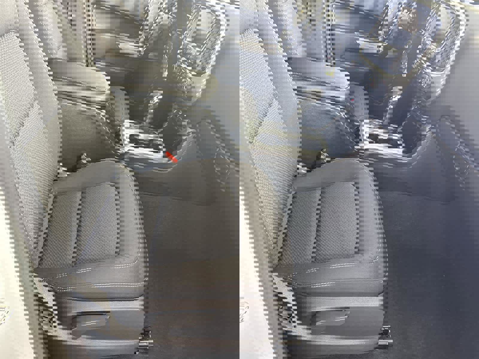 Used 2022 Chevrolet Colorado LT w/ LT Convenience Package image 16