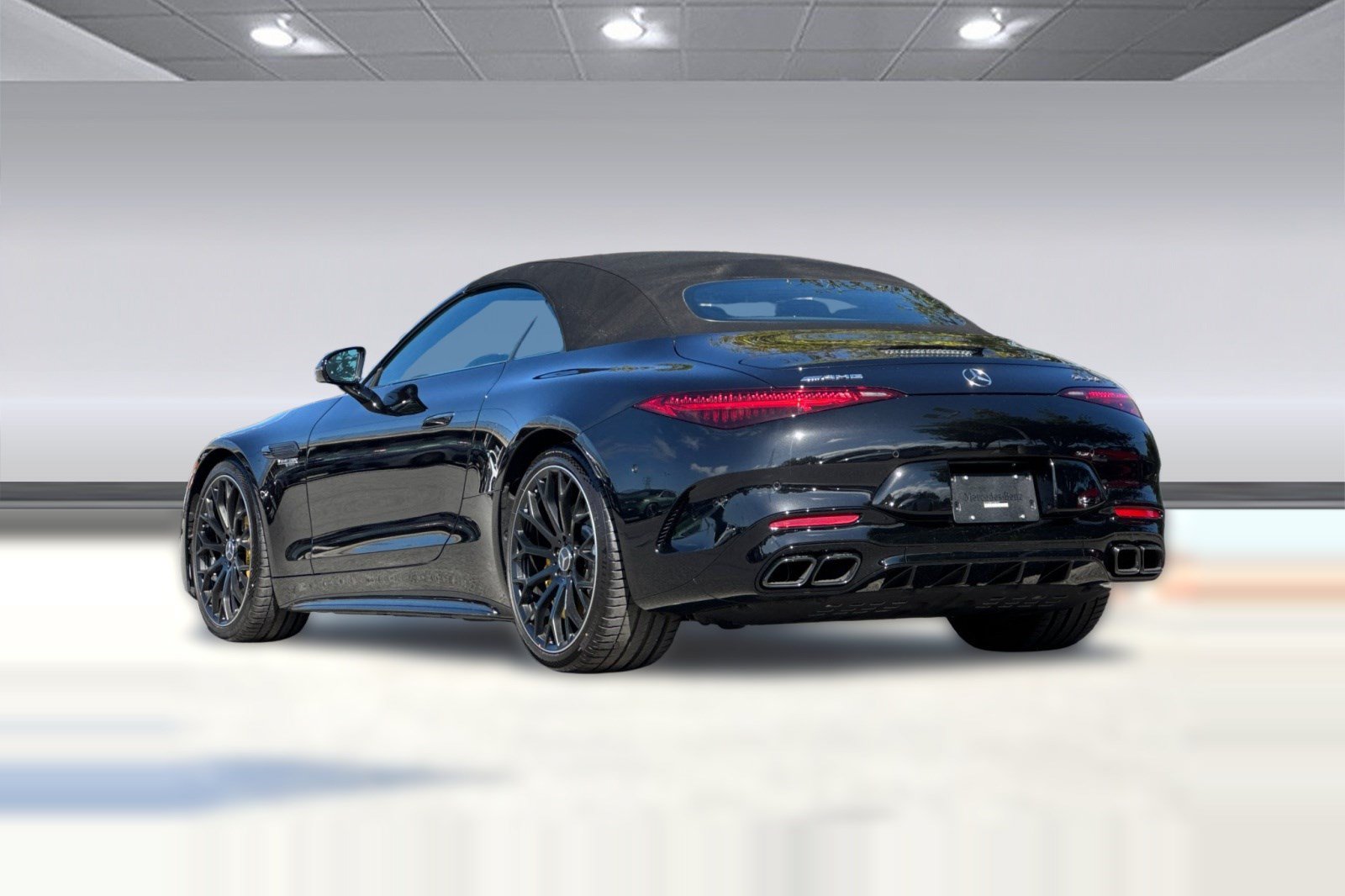 New 2026 Mercedes-Benz SL 63 AMG 4MATIC image 3
