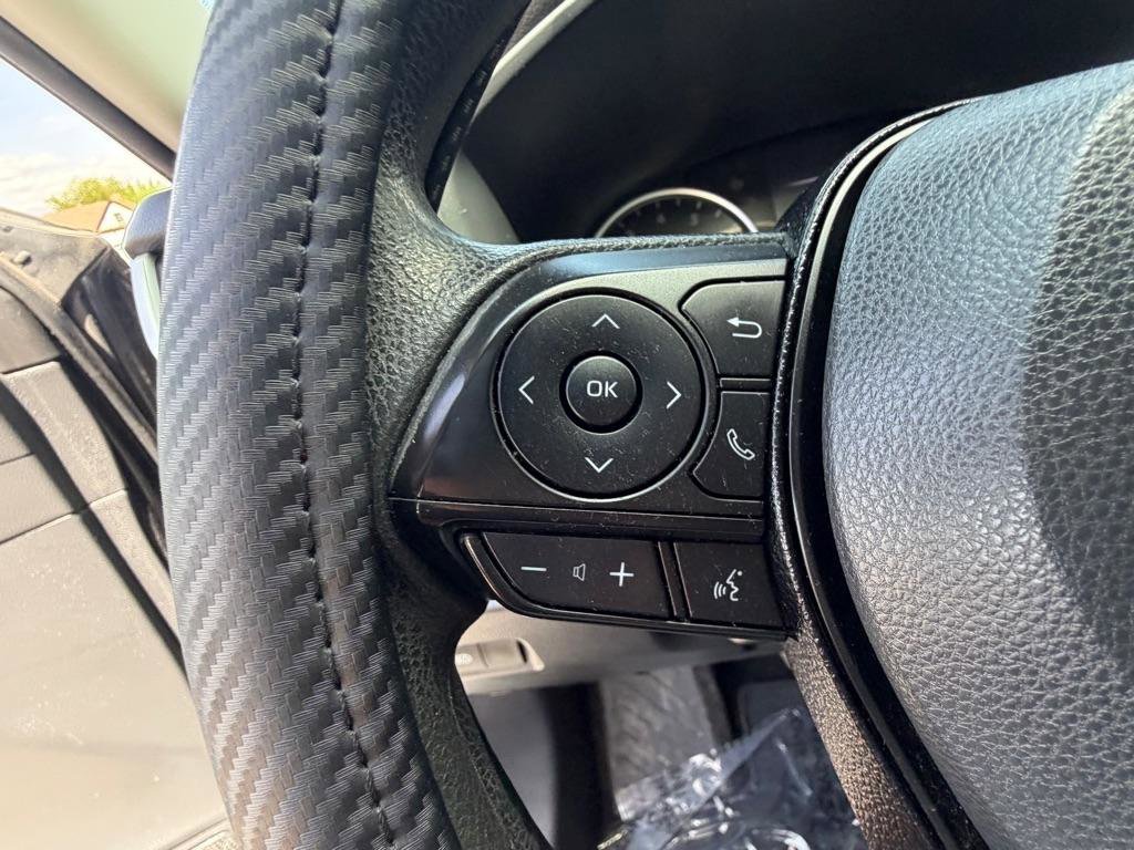 Used 2021 Toyota RAV4 LE w/ Carpet Mat Package (TMS) FWD image 28