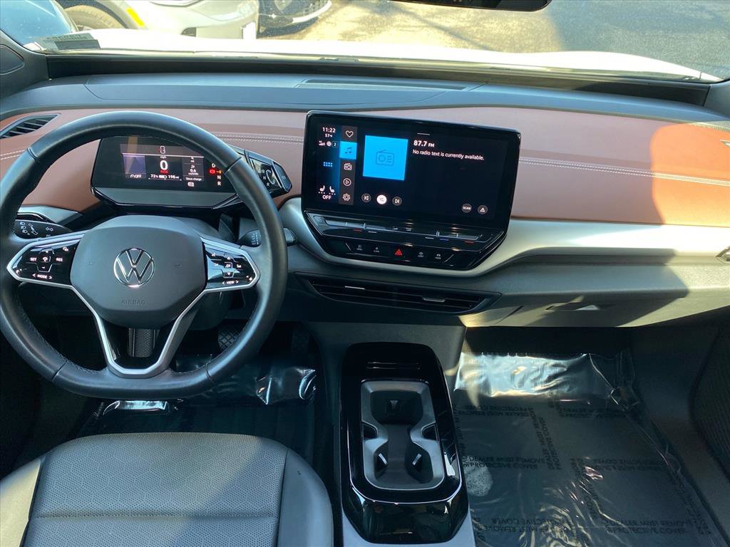 Certified 2022 Volkswagen ID.4 Pro S w/ Gradient Package image 11