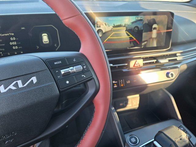 New 2026 Kia Sportage SX image 16