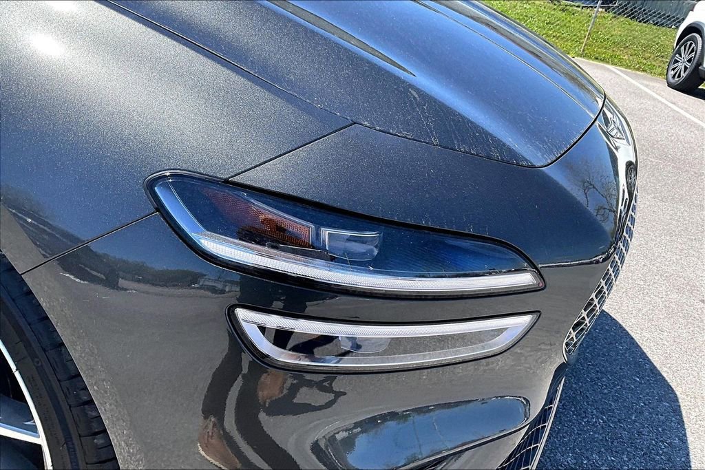 Used 2025 Genesis G70 2.5T image 33