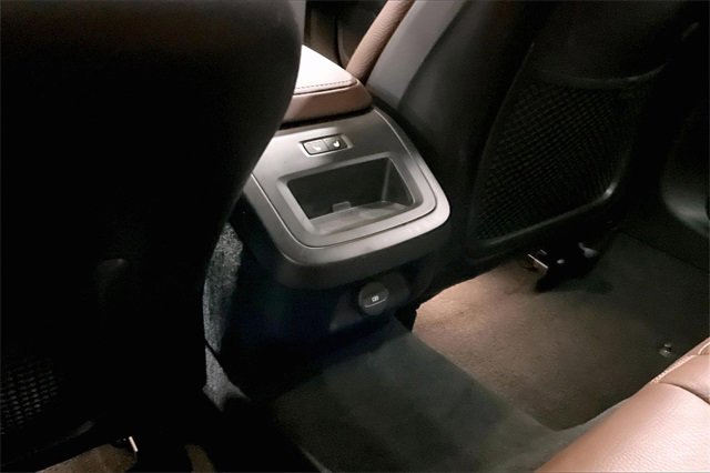 Certified 2025 Volvo V60 B5 Cross Country Plus image 34