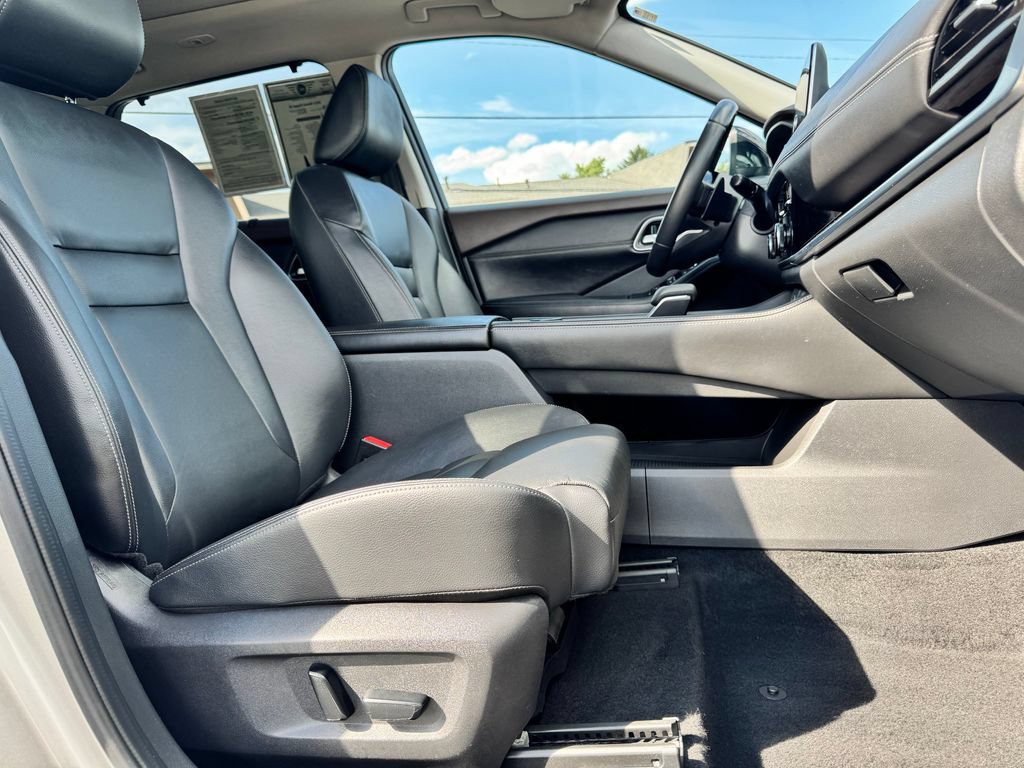 Used 2021 Nissan Rogue SL AWD/4WD image 10