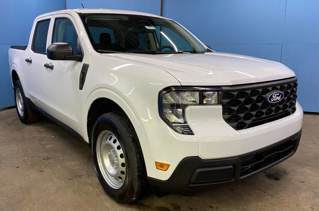 New 2025 Ford Maverick XL w/ 4K Tow Package