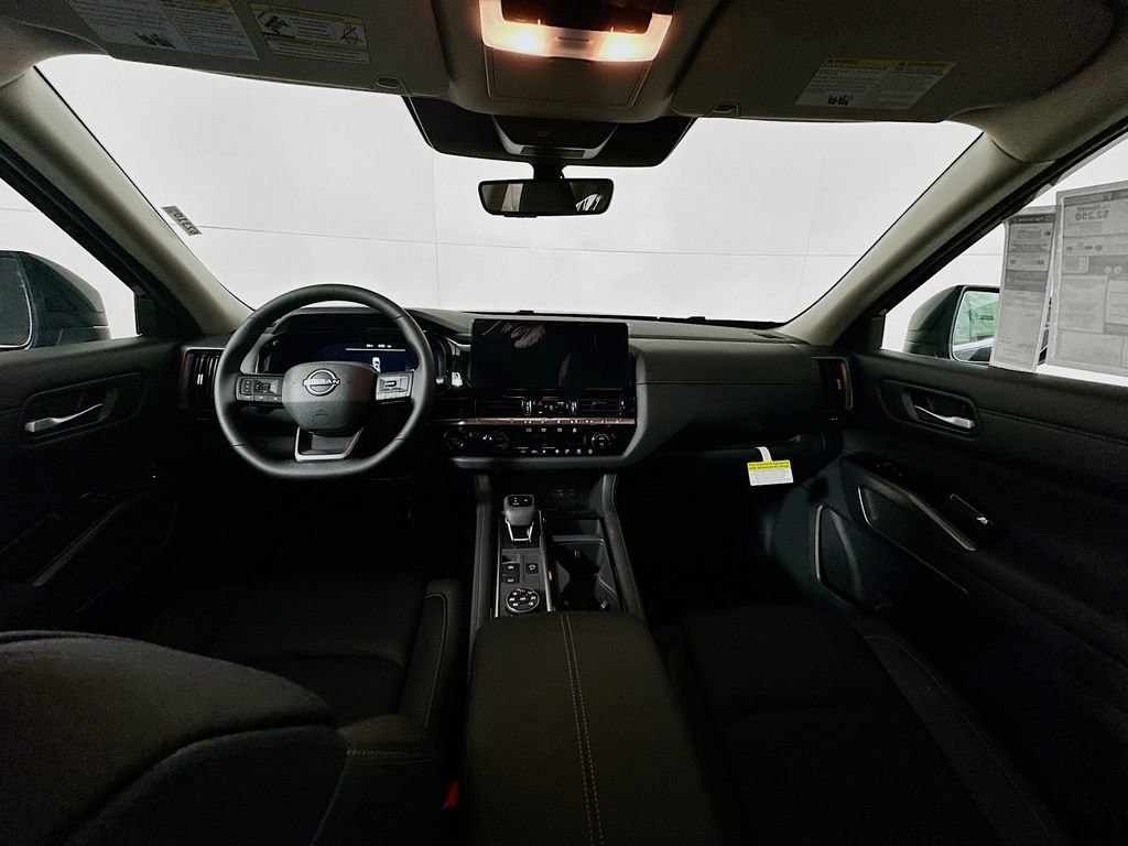 New 2026 Nissan Pathfinder SL AWD/4WD image 18