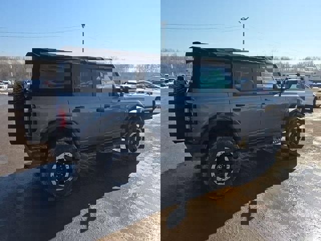 Used 2021 Ford Bronco Badlands image 5