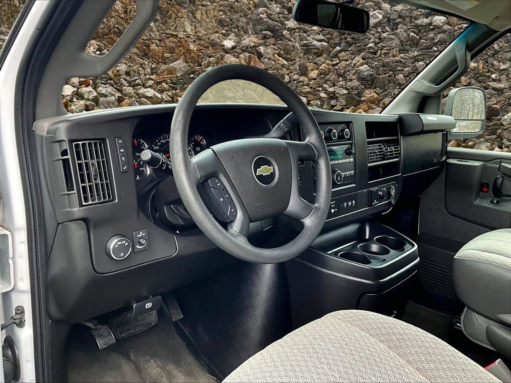 Used 2018 Chevrolet Express 3500 LT w/ LT Preferred Equipment Group image 11