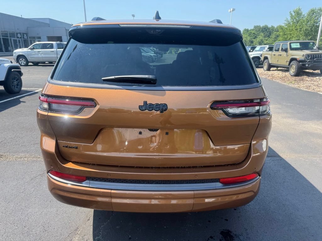 New 2026 Jeep Grand Cherokee L Limited AWD/4WD image 5
