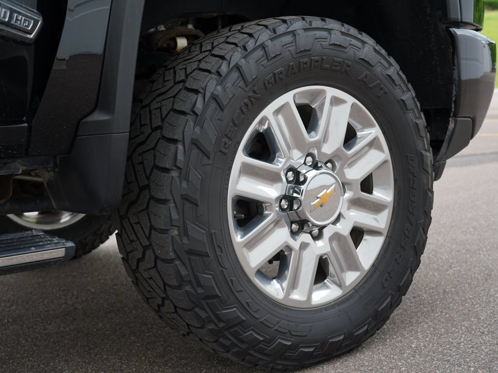 Certified 2024 Chevrolet Silverado 3500 High Country w/ High Country Premium Package AWD/4WD image 32