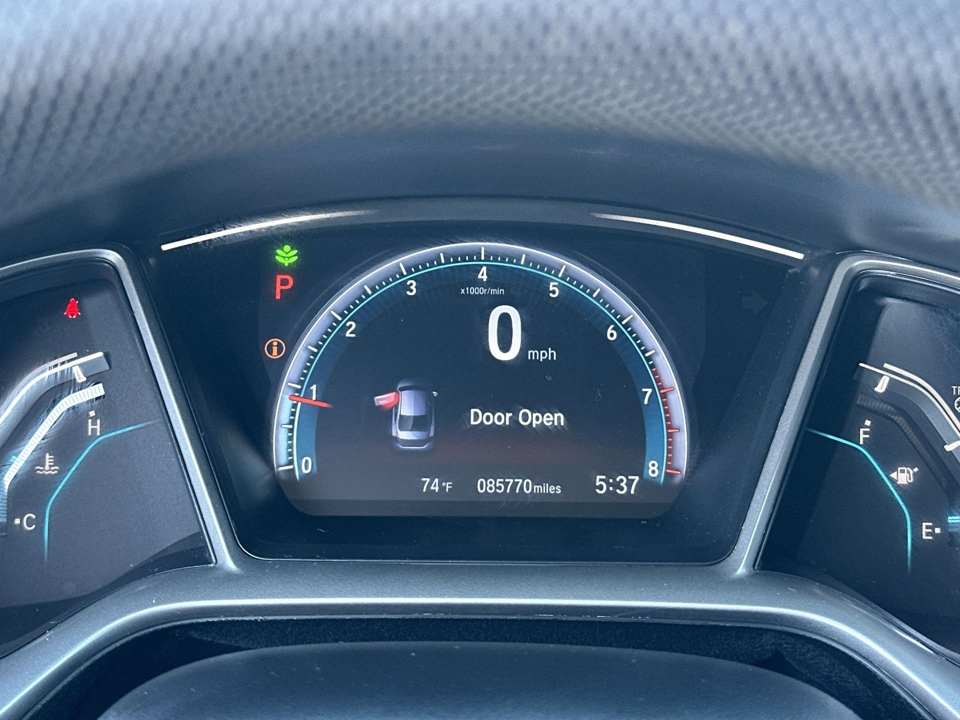 Used 2018 Honda Civic EX image 10