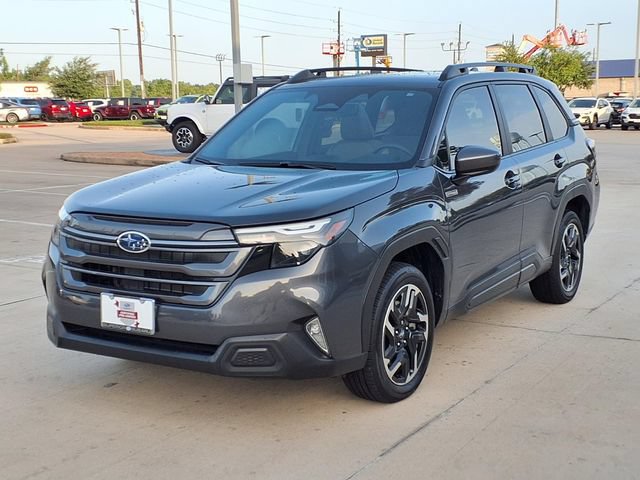 Certified 2025 Subaru Forester Premium AWD/4WD image 3