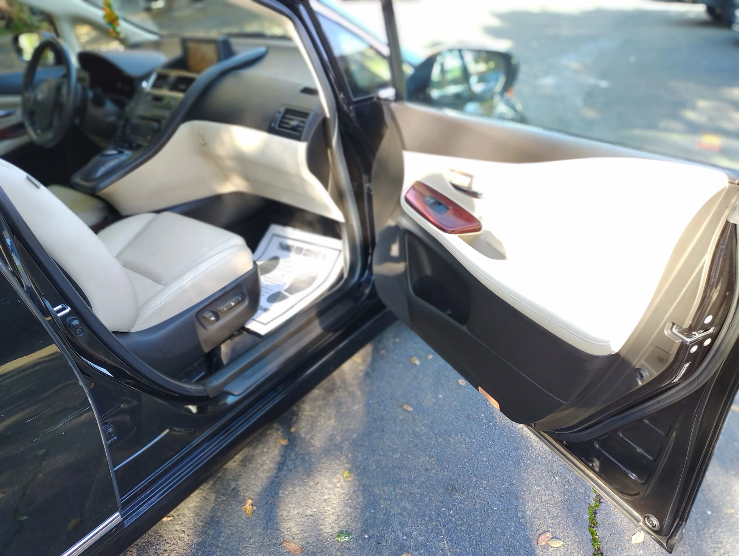 Used 2010 Lexus HS 250h Premium image 24