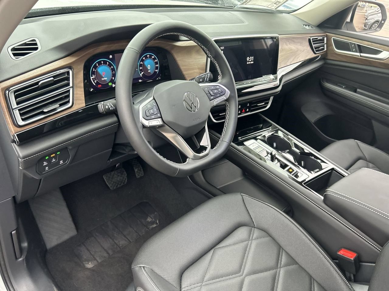 New 2026 Volkswagen Atlas SE FWD image 14